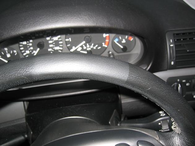Clean Steering Wheel